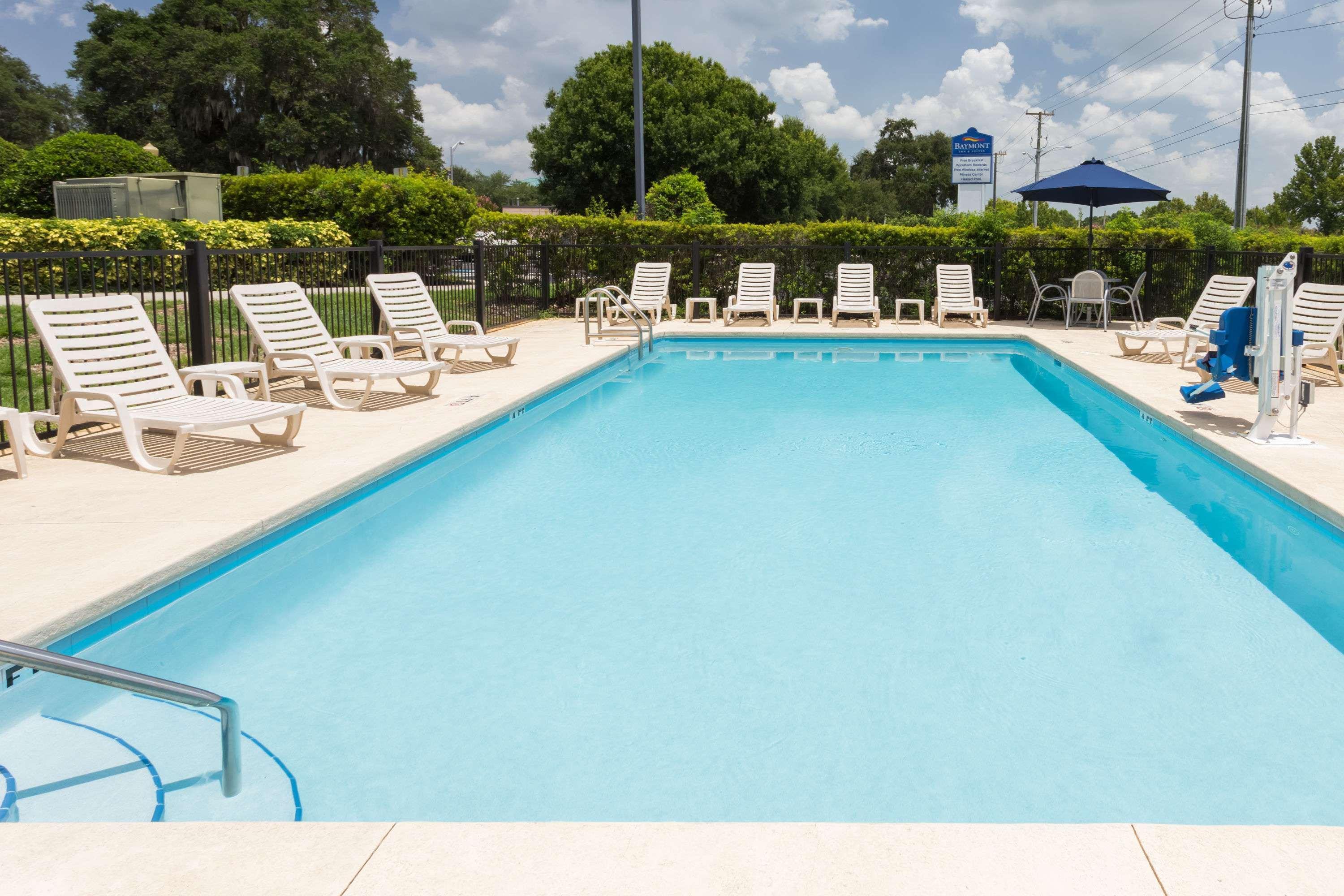 Baymont By Wyndham Lakeland Exterior photo